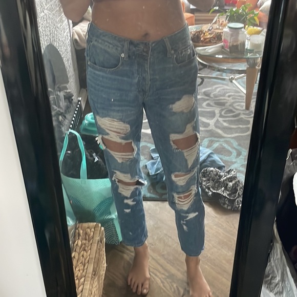 American eagle ripped midrise size 4 - Picture 4 of 5